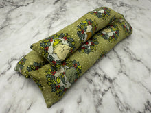 Load image into Gallery viewer, Original Kicker - Holiday Portraits
